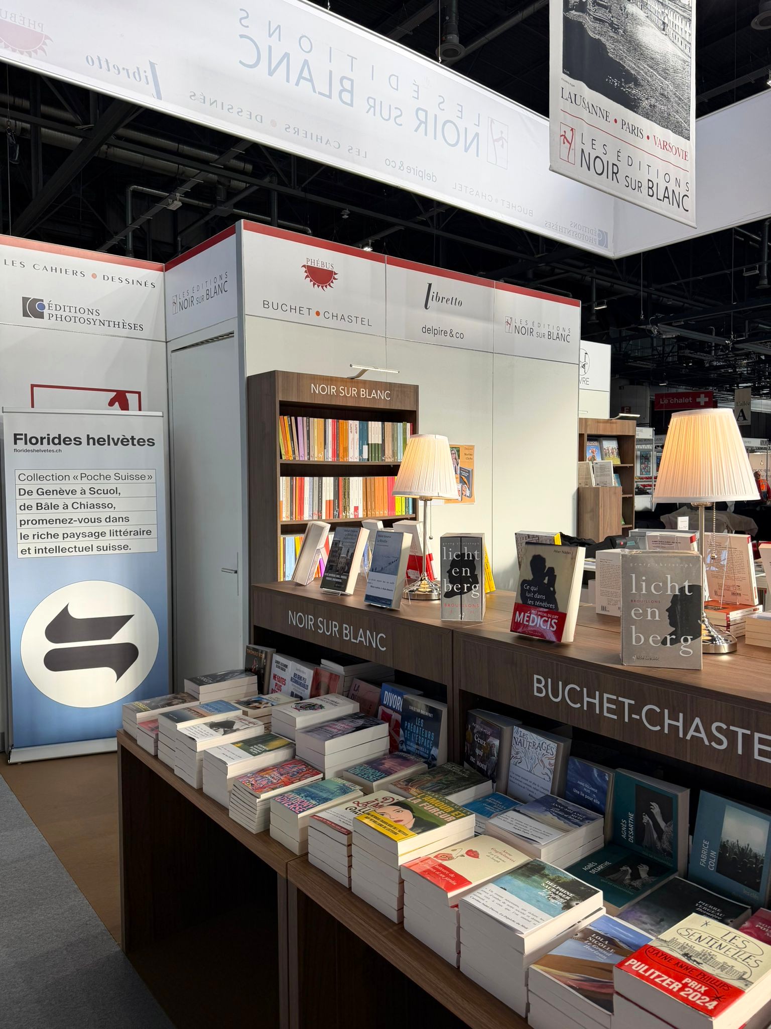 Rendez-vous dès aujourd'hui au Salon du livre de Genève, sur le stand des Éditions Noir sur Blanc (D41)!
#salondulivregeneve
@editionsnoirsurblanc
@salondulivregeneve