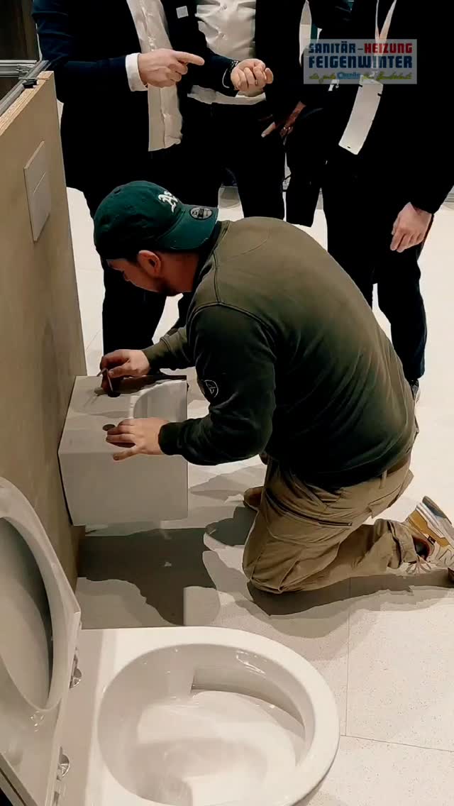 Gemeinsam unterwegs an der Swiss Bau Messe 2026💪🚿🔥
Als Team der Sanitär - Heizung Feigenwinter AG holen wir uns Inspiration, entdecken neue Technologien und tauschen uns mit Fachkollegen aus.
Denn nur wer am Puls der Branche bleibt, kann auch morgen beste Lösungen bieten. 🙌
#feigenwinterag #sanitärfeigenwinter #heizungfeigenwinter
#swissbau #swissbaumesse #basel #baumesse
#sanitär #heizung #haustechnik #gebäudetechnik
#handwerk #handwerker #teamwork #teamspirit
#innovation #nachhaltigkeit #energieeffizienz
#schweizerhandwerk #kmuschweiz #zukunftbauen