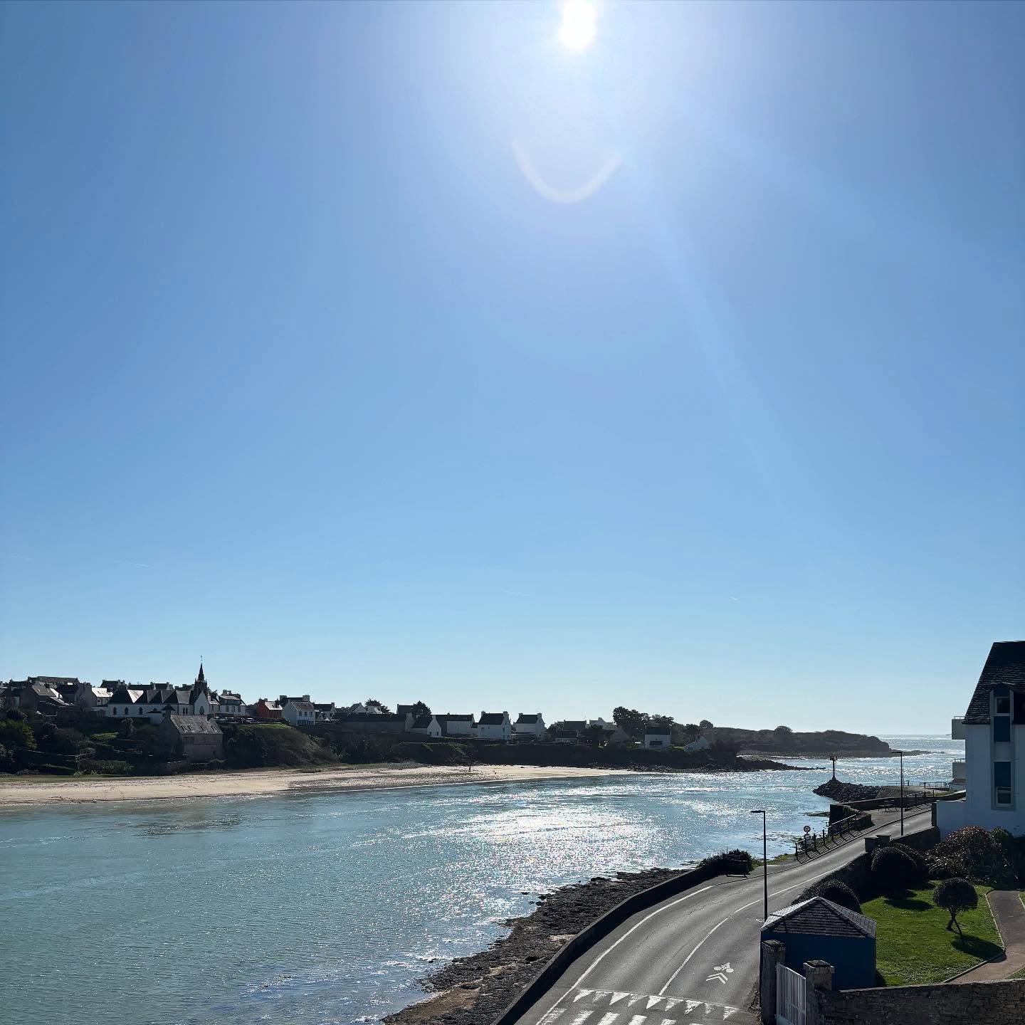 ☀️ Le soleil est de retour en Bretagne, et nous aussi ! Après quelques jours de vacances, nous somme…