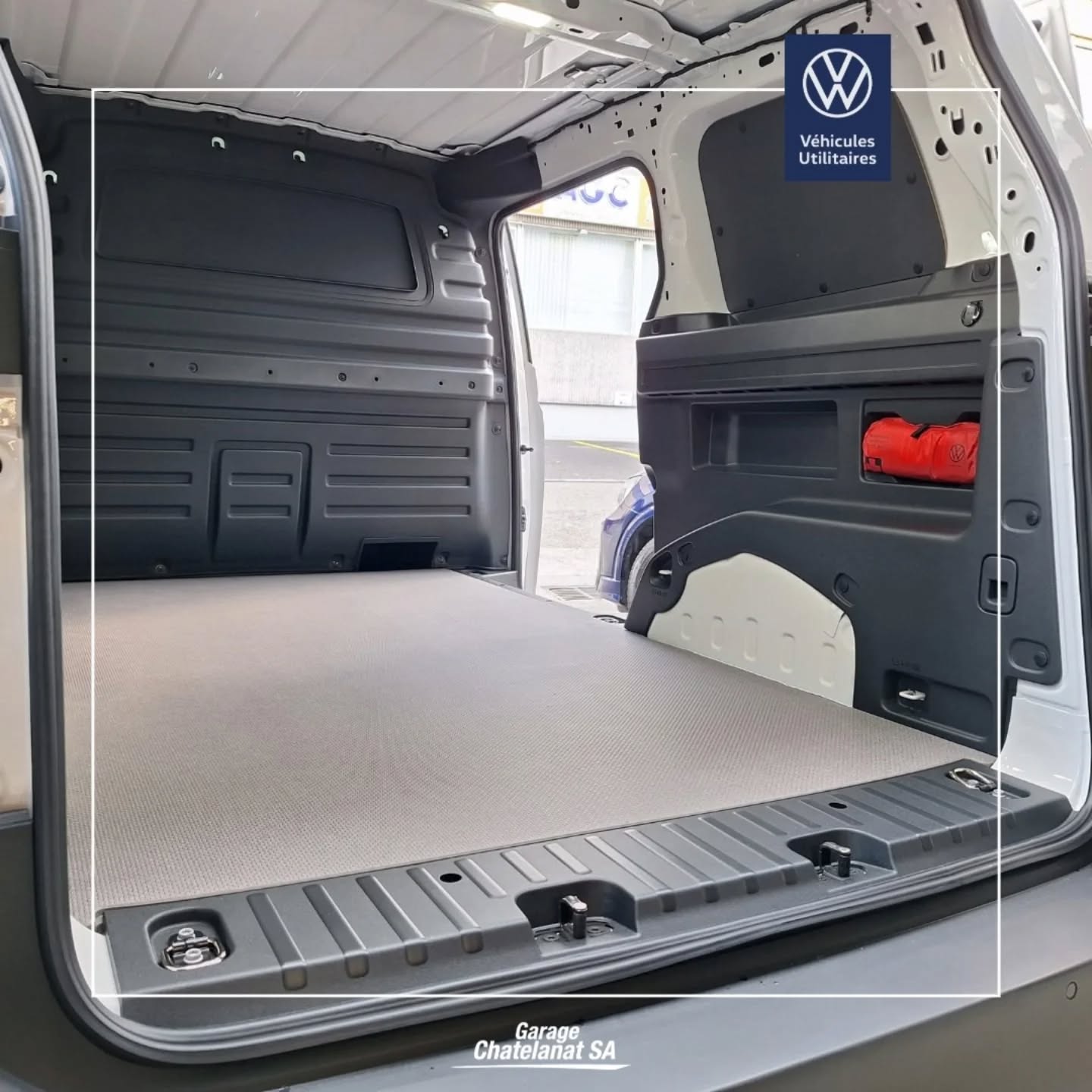 Le nouvel ID Buzz Cargo Pro 🚚
La mobilité commerciale prend une nouvelle dimension ✅️
Un nouveau véhicule Utilitaire fonctionnel selon vos besoins professionnel.
Disponible au sein de votre concessionnaire VW Utilitaire Garage Chatelenat.
Venez découvrir le nouveau ID Buzz Cargo Pro.
#IDBuzz #IDBuzz #VWIDBuzz #utilitaire #vw #volkswagen #bulli #electriccar #van #vwbulli #venteautomobile #swisscars #geneve #automobile #instacar #garagechatelanat #utilitaire #geneve