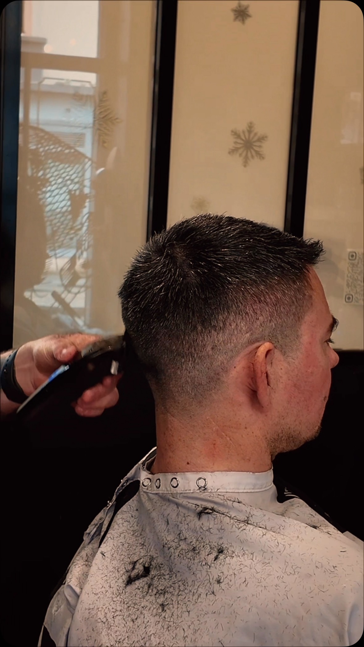 Un moment pour vous, un résultat à votre image 🐺
Barber premium à Brest
Réservez dès maintenant sur Planity
#Barbershop #lastwolves #barberbrest #coupehommebrest #barbershopbrest