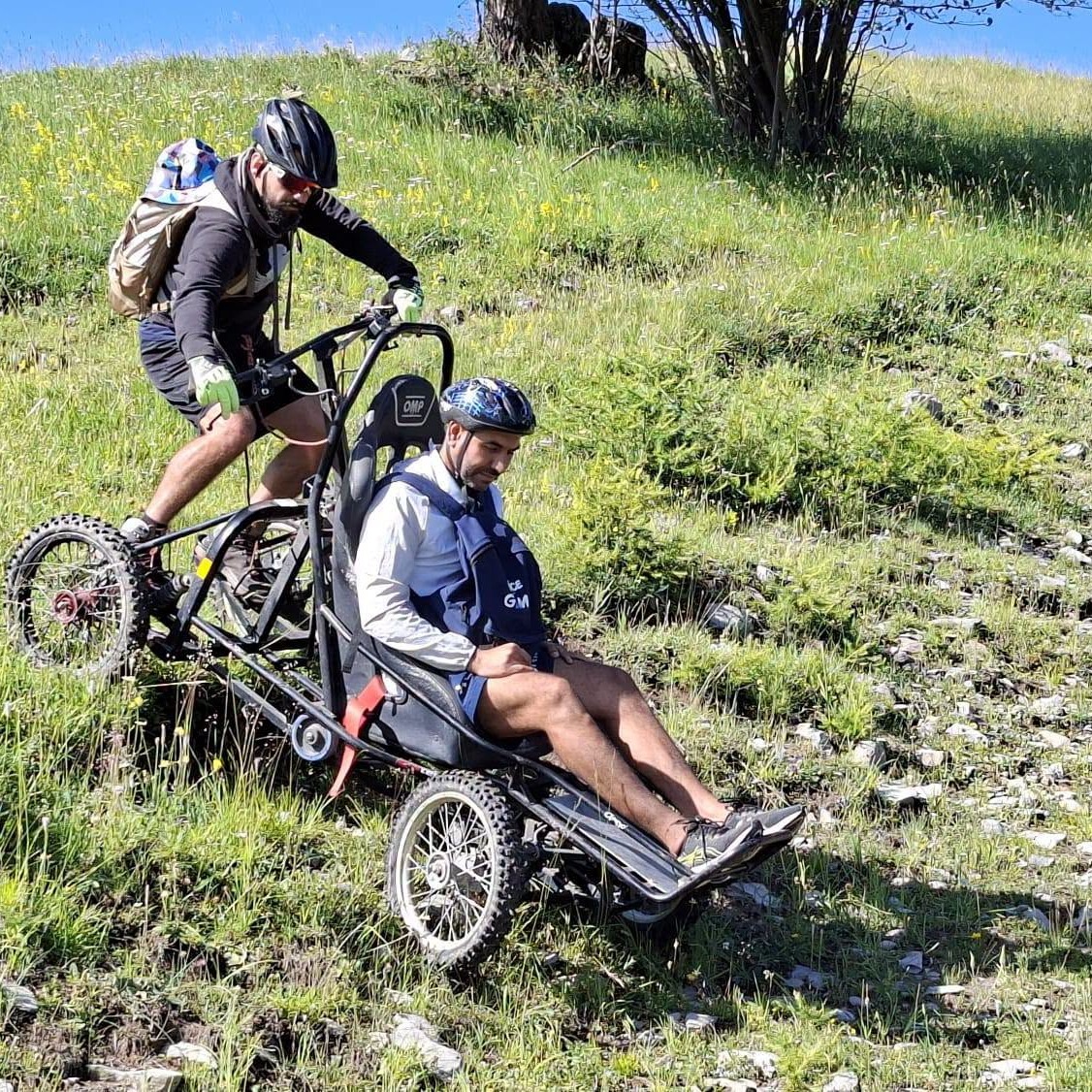 ET C'EST PARTIIIII pour une nouveau Stage de Pilotage d'un CIMGO Tessier Adaptive Sports, les jeudi 27 et vendredi 28 aout... il ne reste plus qu'UNE PLACE..., n'hésitez pas à vous inscrire sur Loisirs Assis Evasion, ou par mail à Muriel - Loisirs Assis Evasion <muriellandsmann-lae@yahoo.fr>, très rapidement ! @loisirsassisevasion @tessier_adaptive_sports @region_auvergnerhonealpes @hautesavoieledepartement